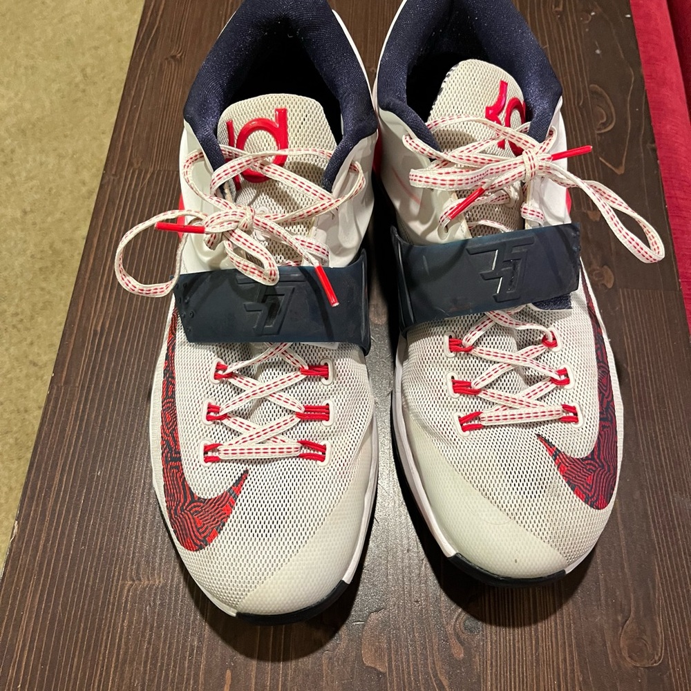 Nike KD 7 USA men’s basketball shoe